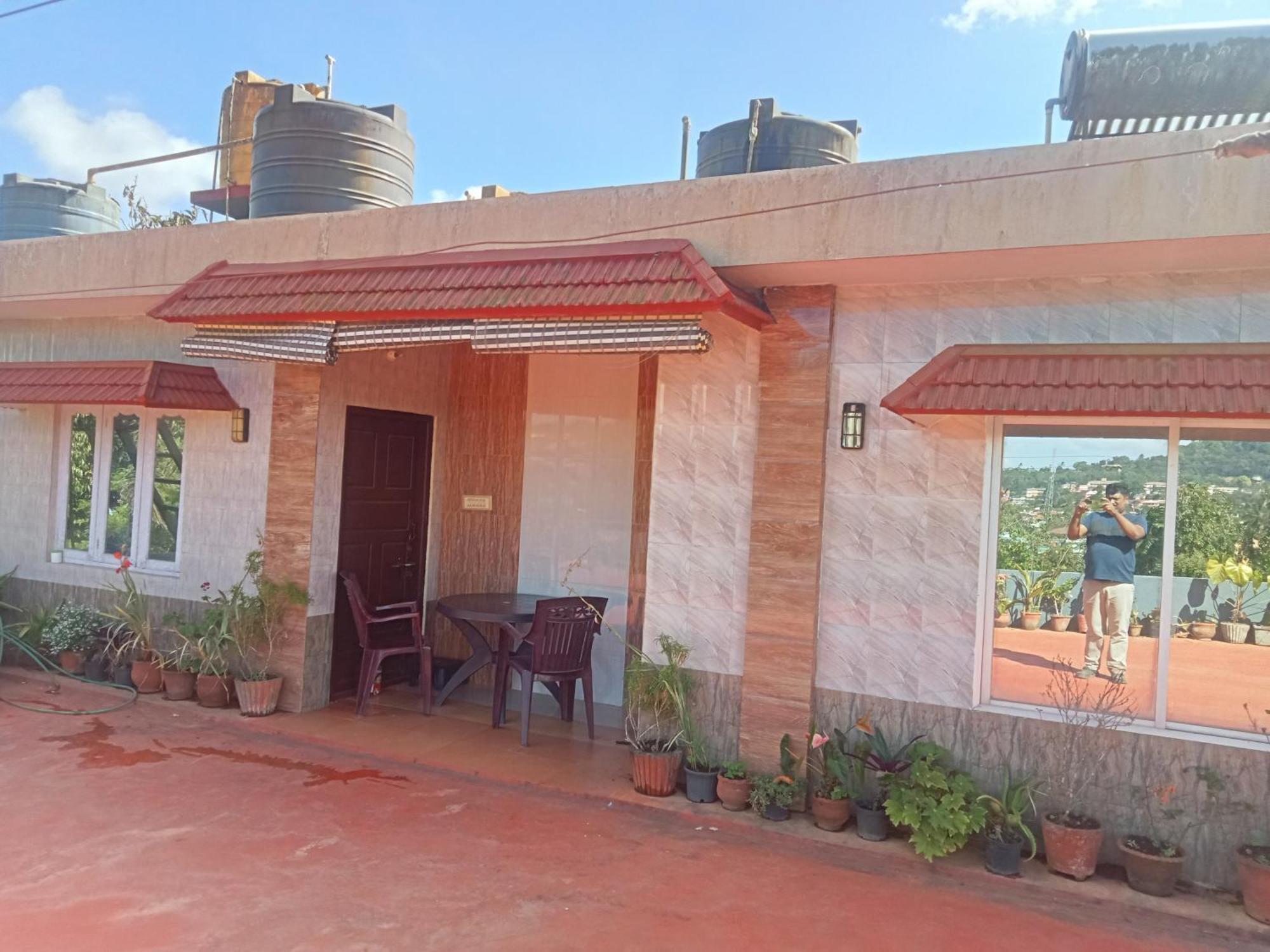 Eshwarkrupa Homestay Madikeri Exterior foto