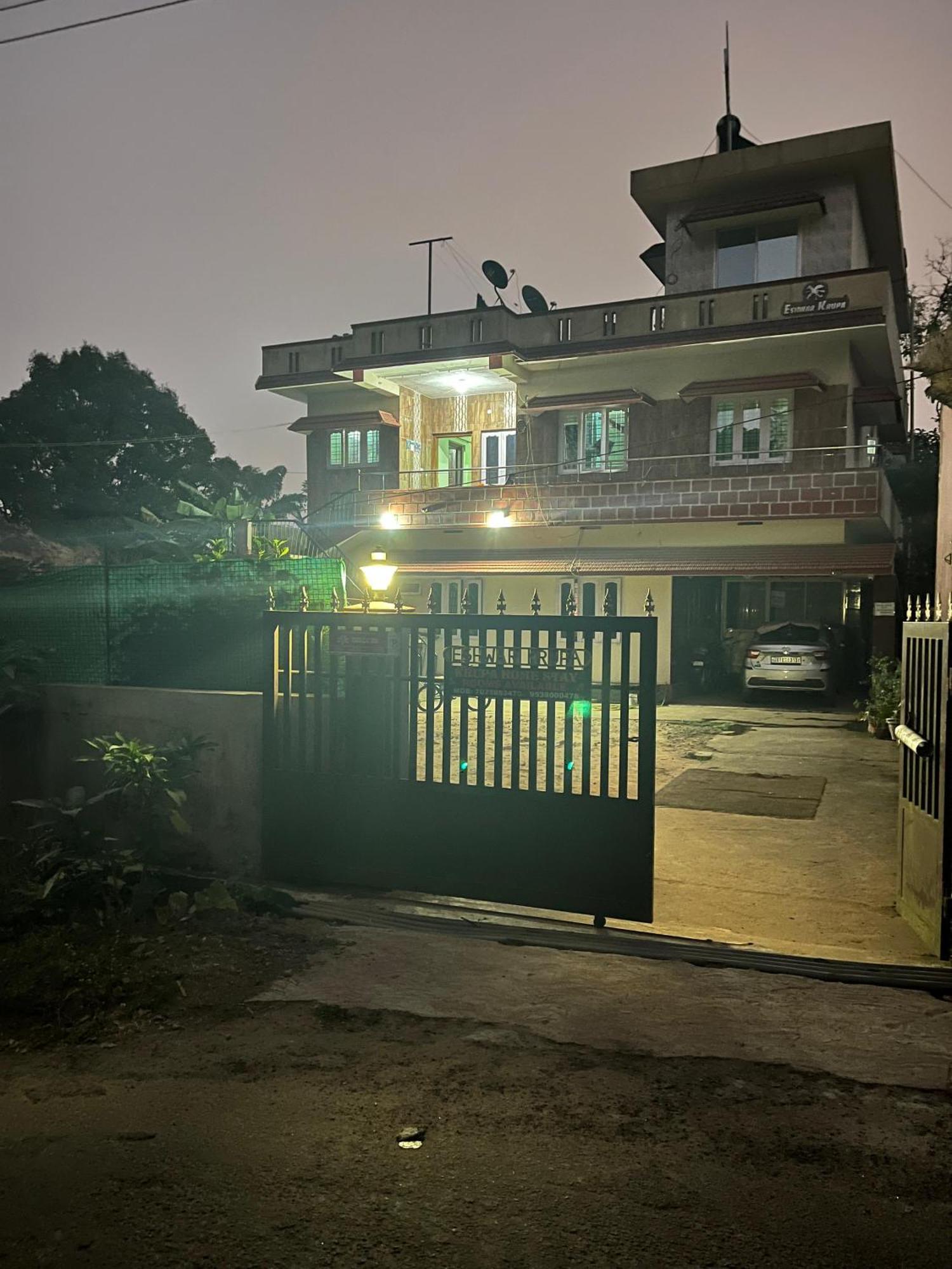 Eshwarkrupa Homestay Madikeri Exterior foto